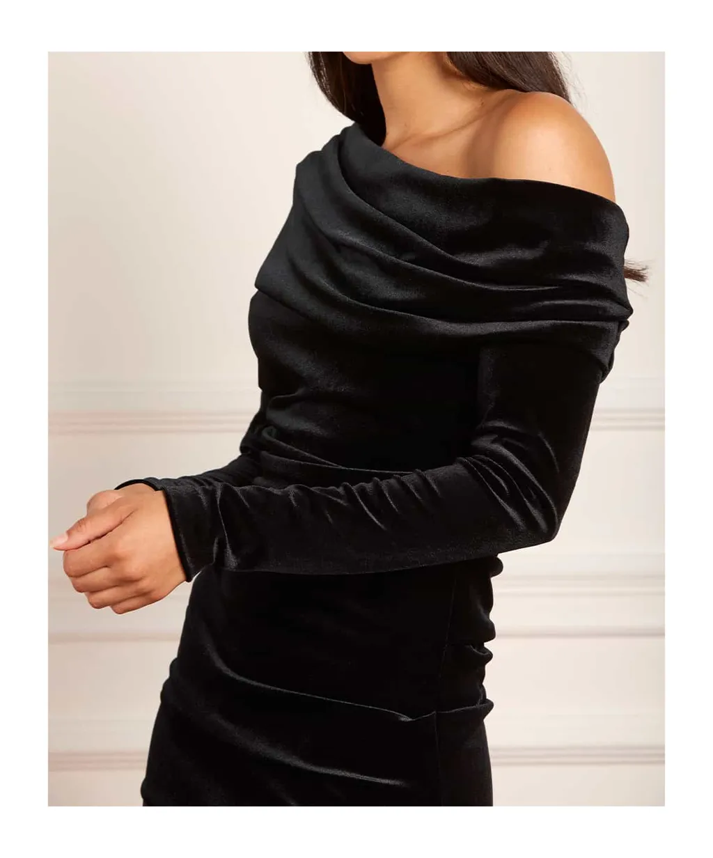 One-Shoulder Long-Sleeved Dress