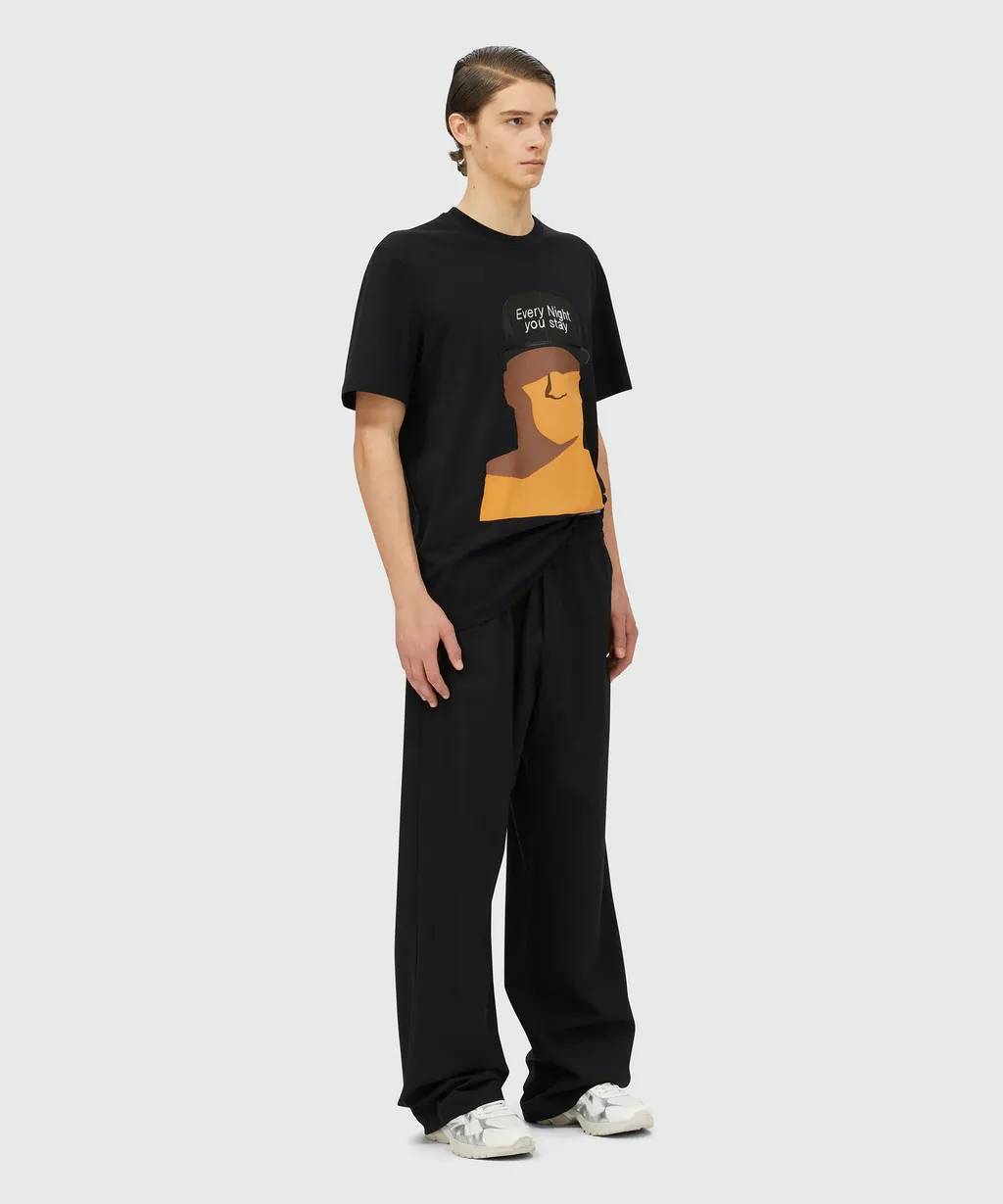 Graphic-Print T-Shirt