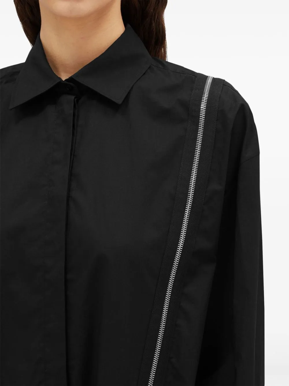Zip-Detailed Long-Sleeved Straight Hem Shirt