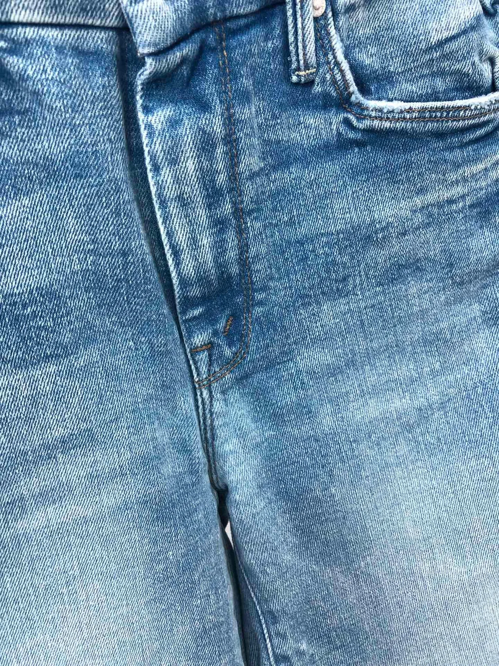 Straight Jeans