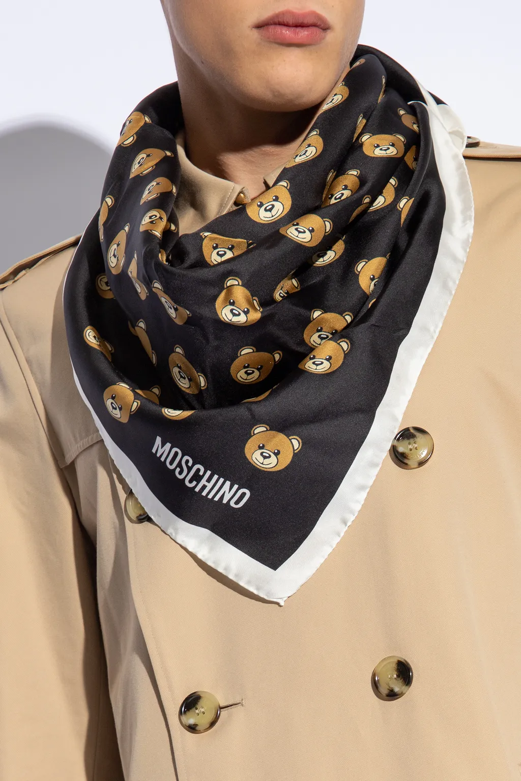 Logo Scarf