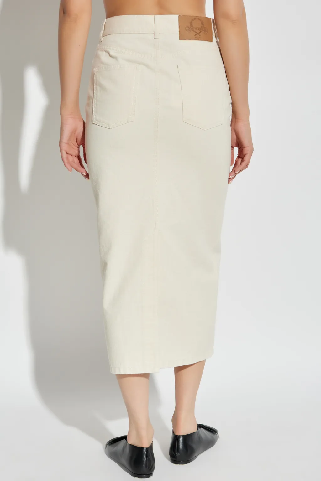 Button-Fastening Denim Skirt