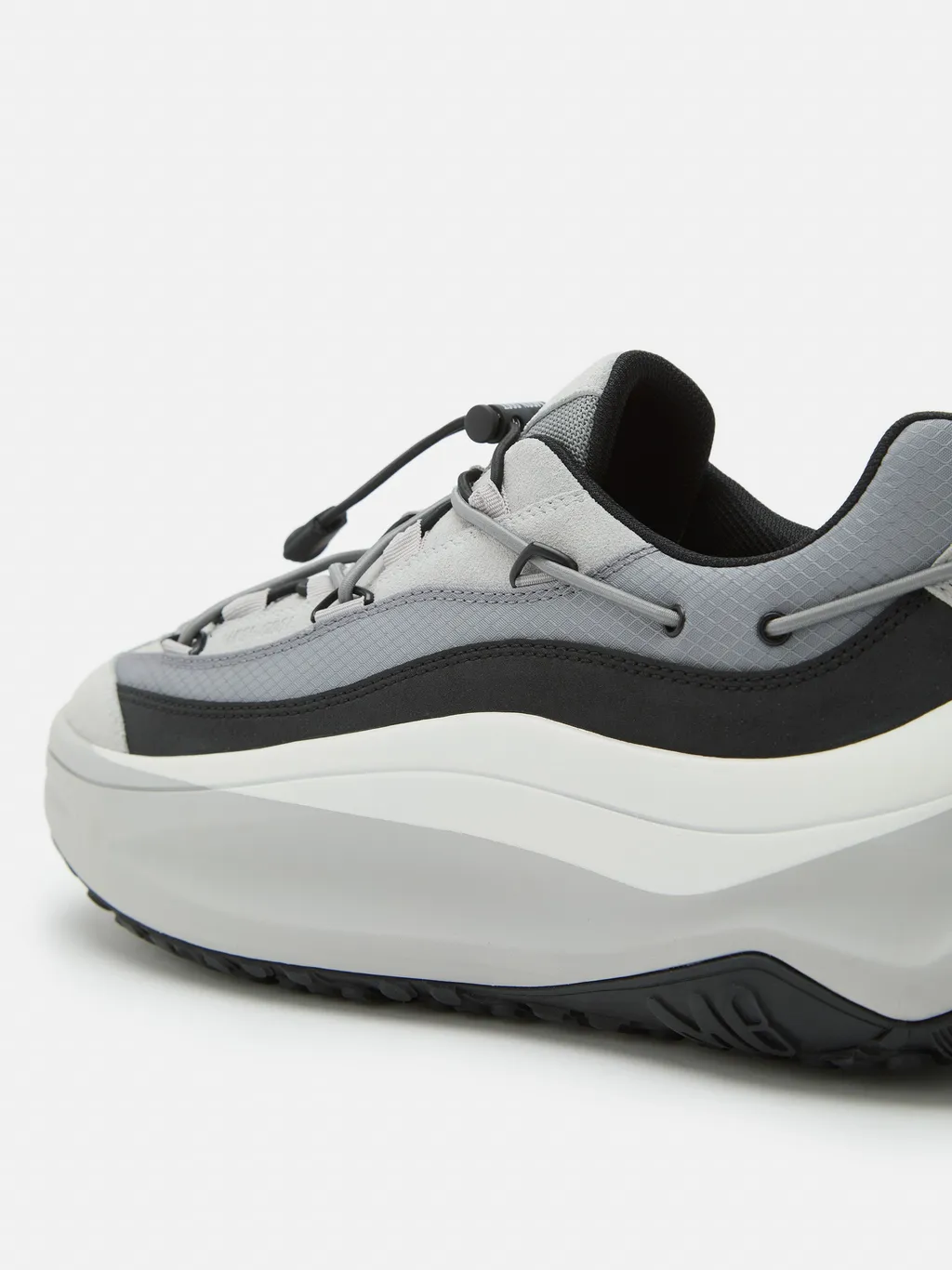 Moon247 Sneakers