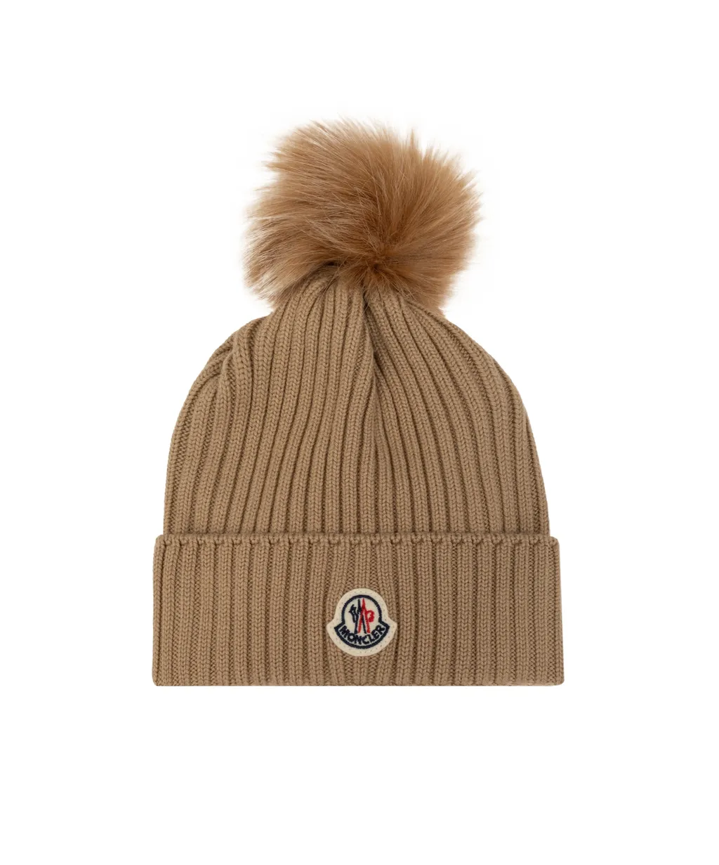 Pompom Detailed Knitted Beanie