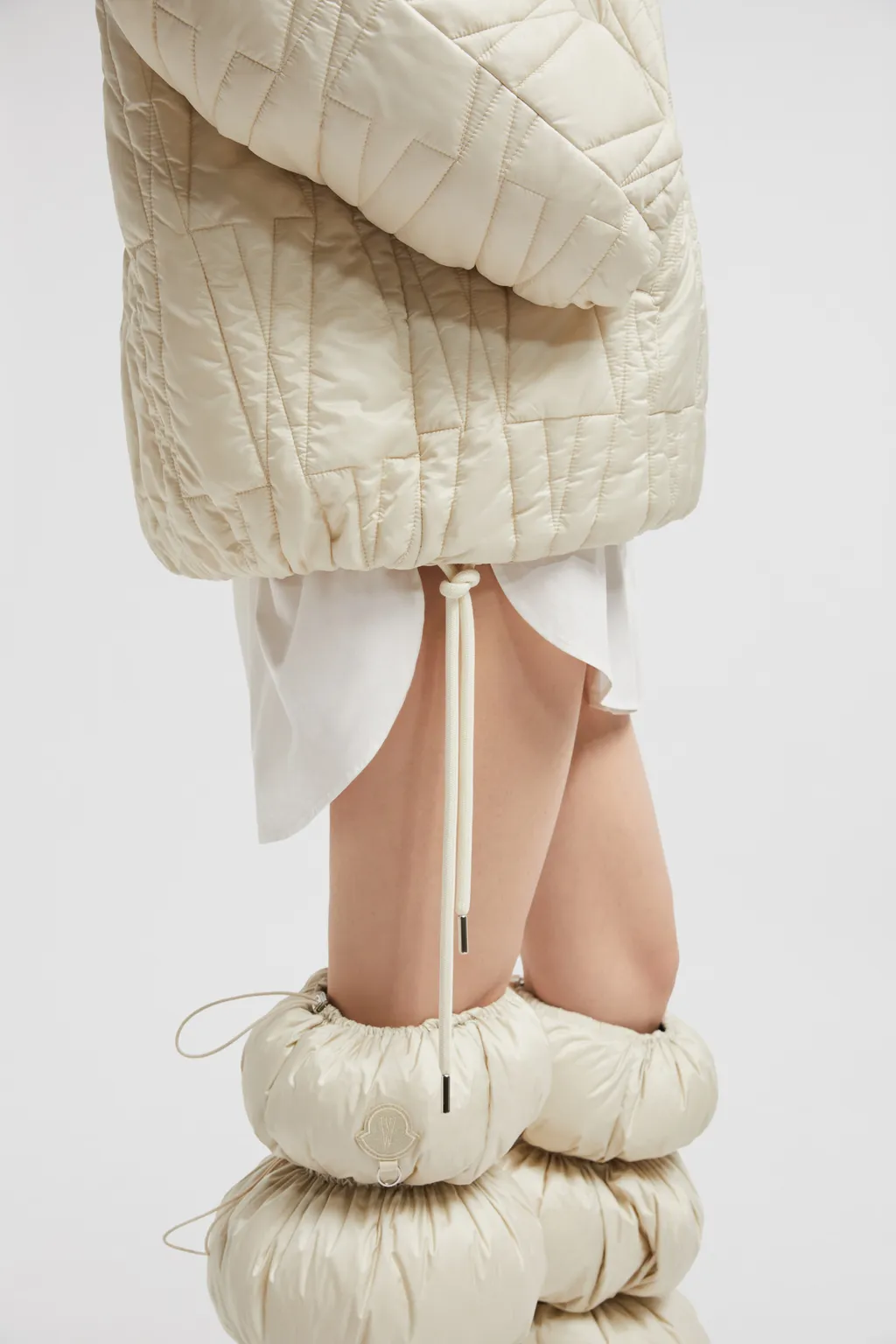 Haissa 2-In-1 Short Down Jacket