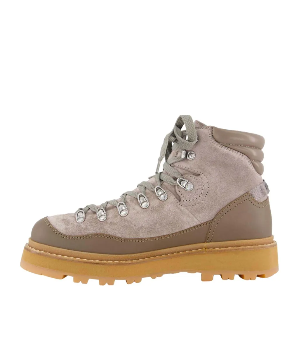 Peka Trek Lace-Up Boots