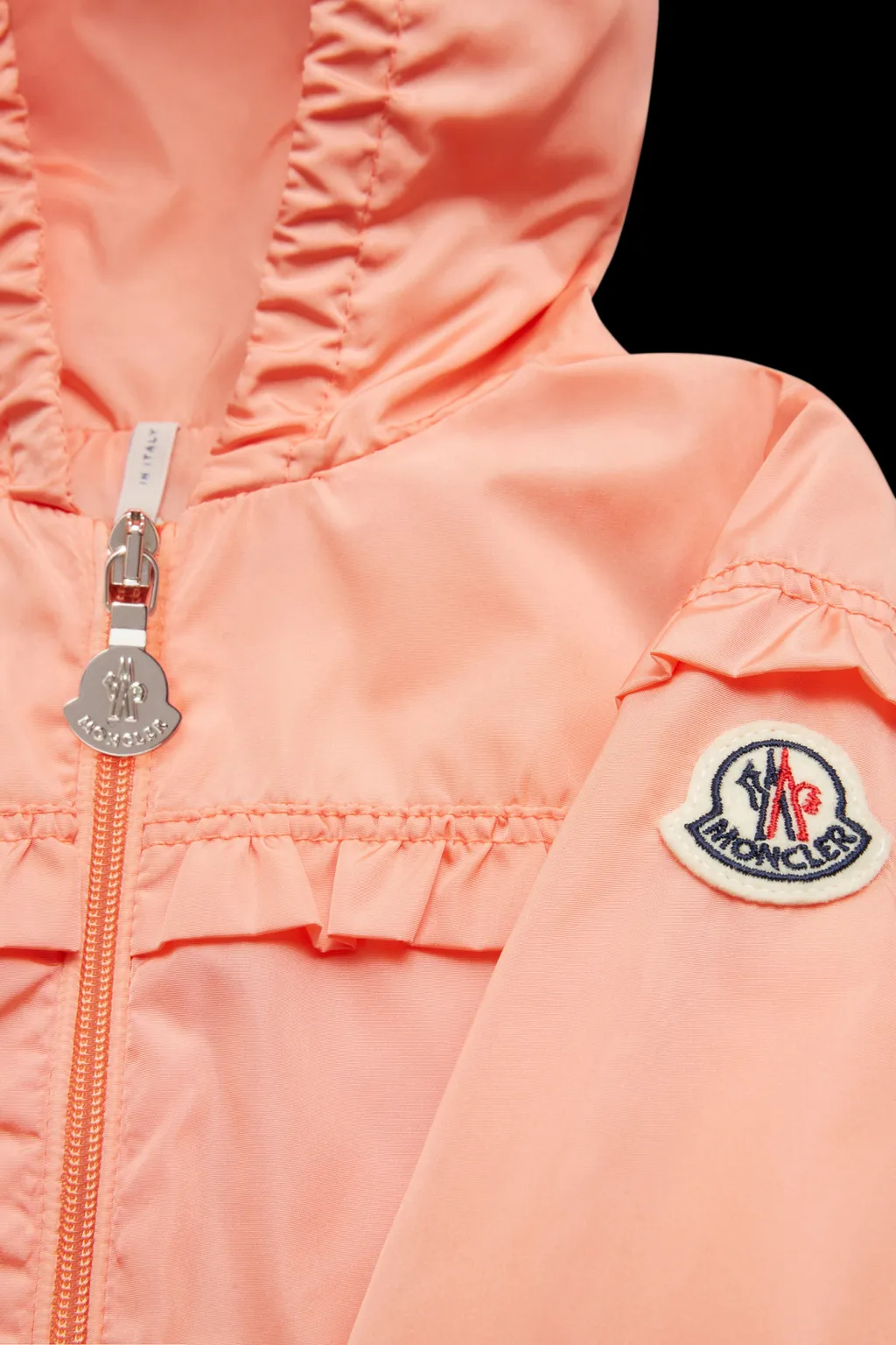 Logo Coat