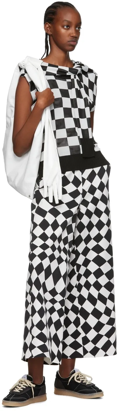 Logo-Spliced Sleeveless Knit Pullover