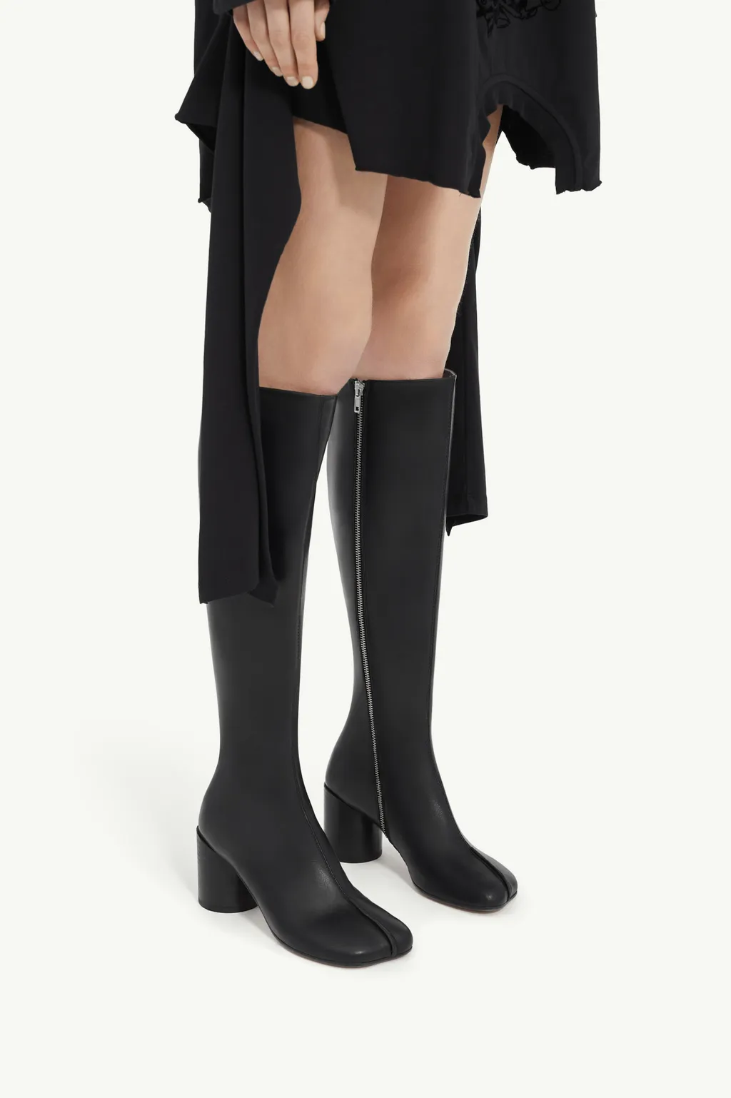 Slip On Knee-High Boots
