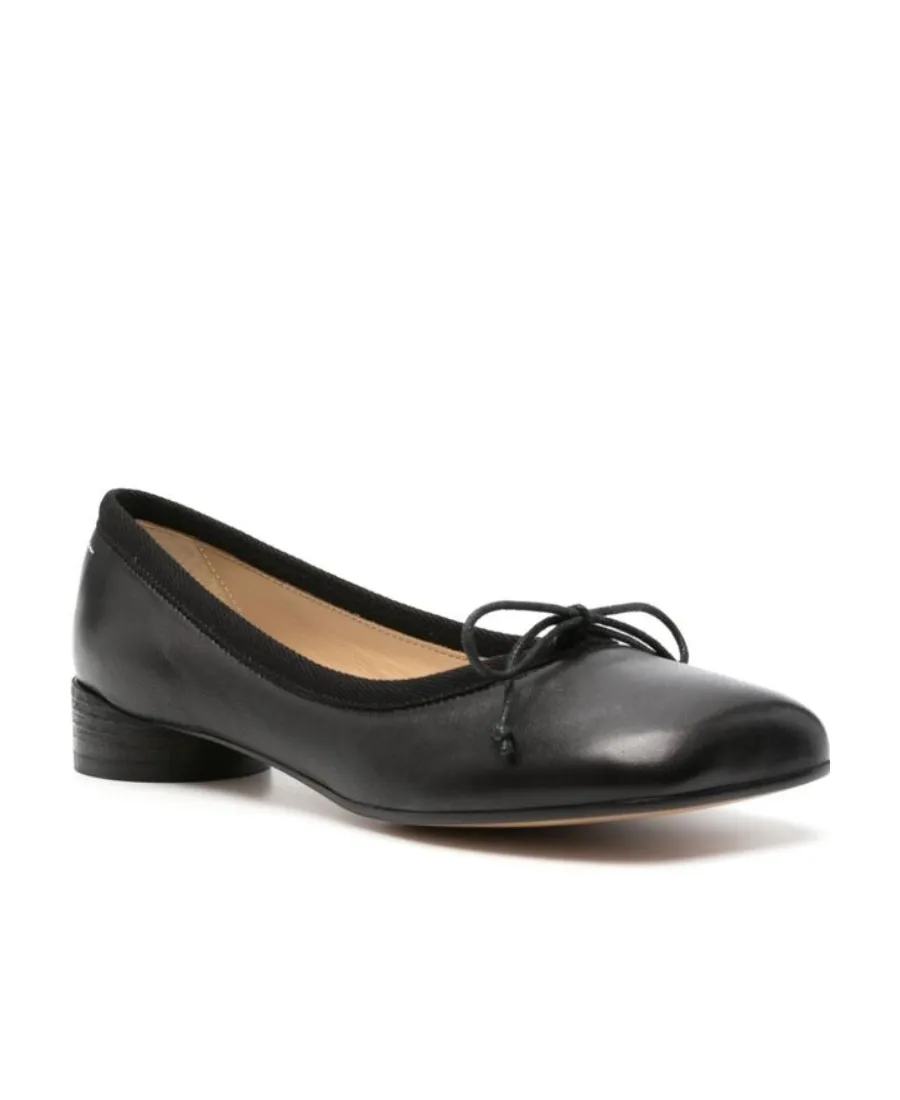 Bow Detailed Ballet Flats