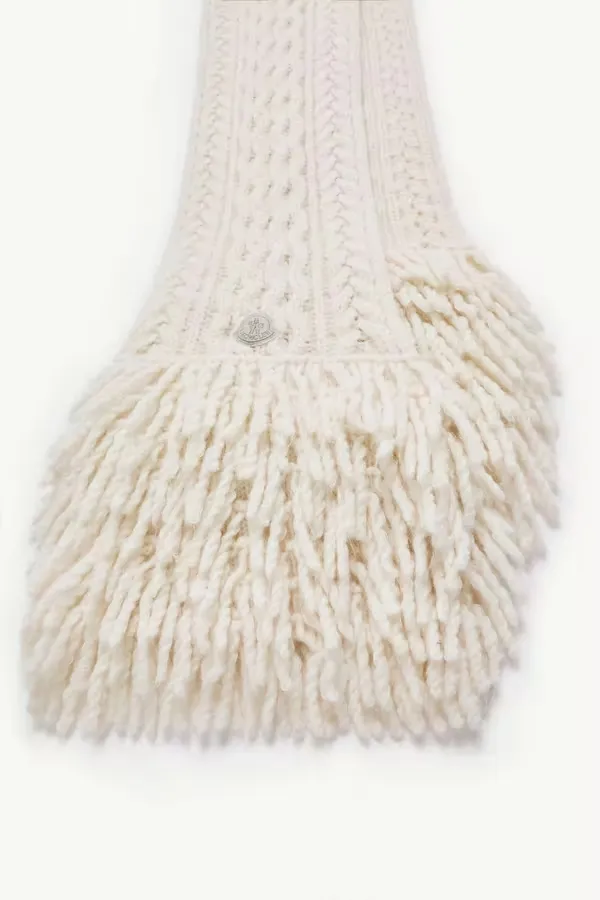 Tricot Fringed Knit Scarf