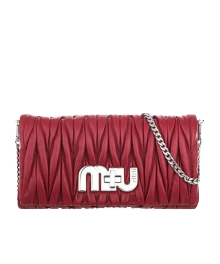 Matelassé Logo Pleated Shoulder Bag