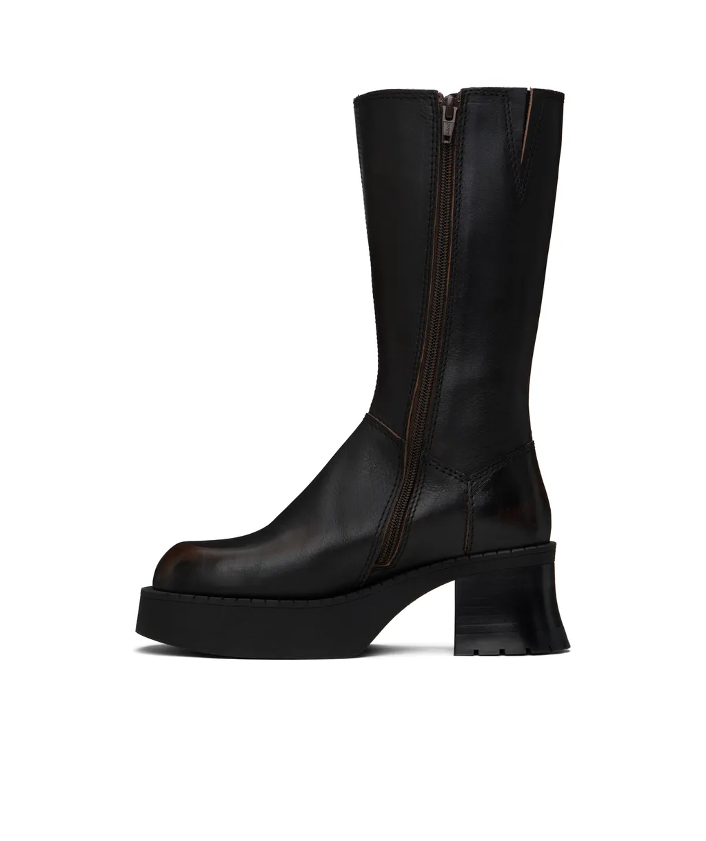 Round-Head Boots