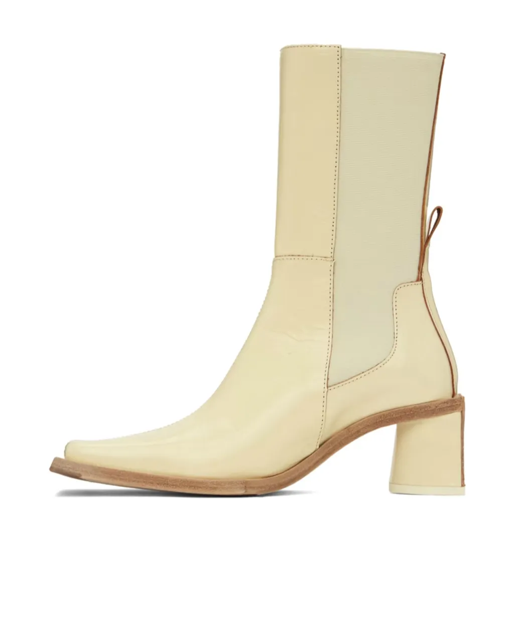 Minnie Short Boots