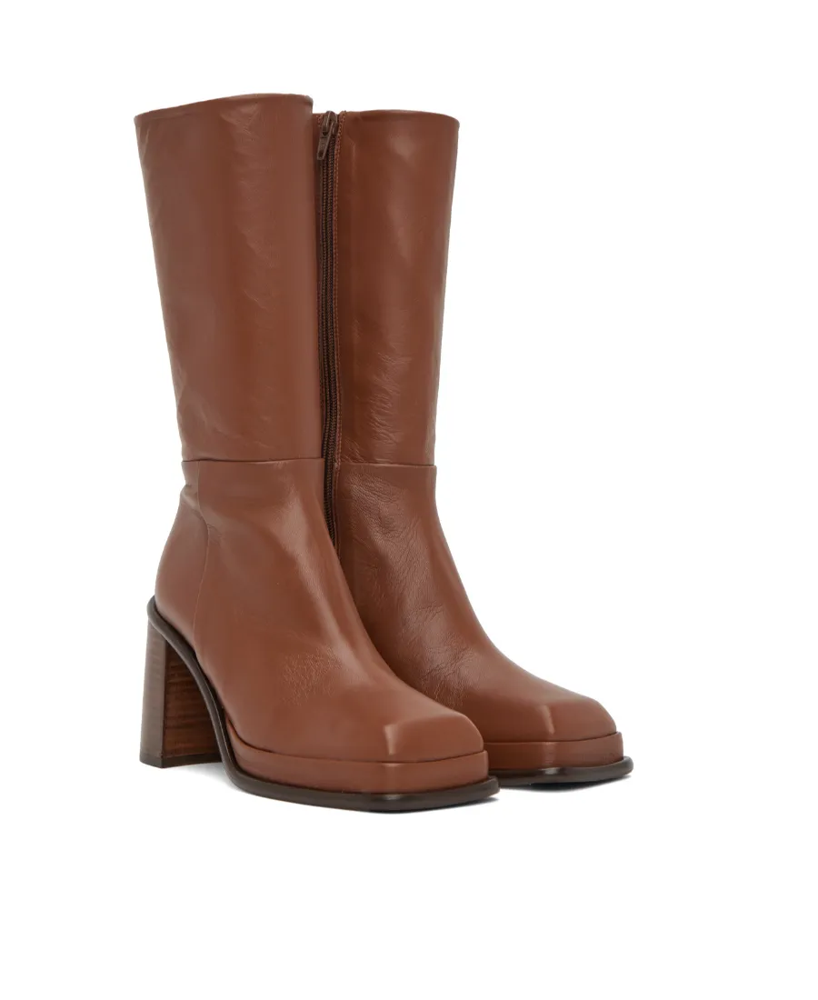 Medium Boots