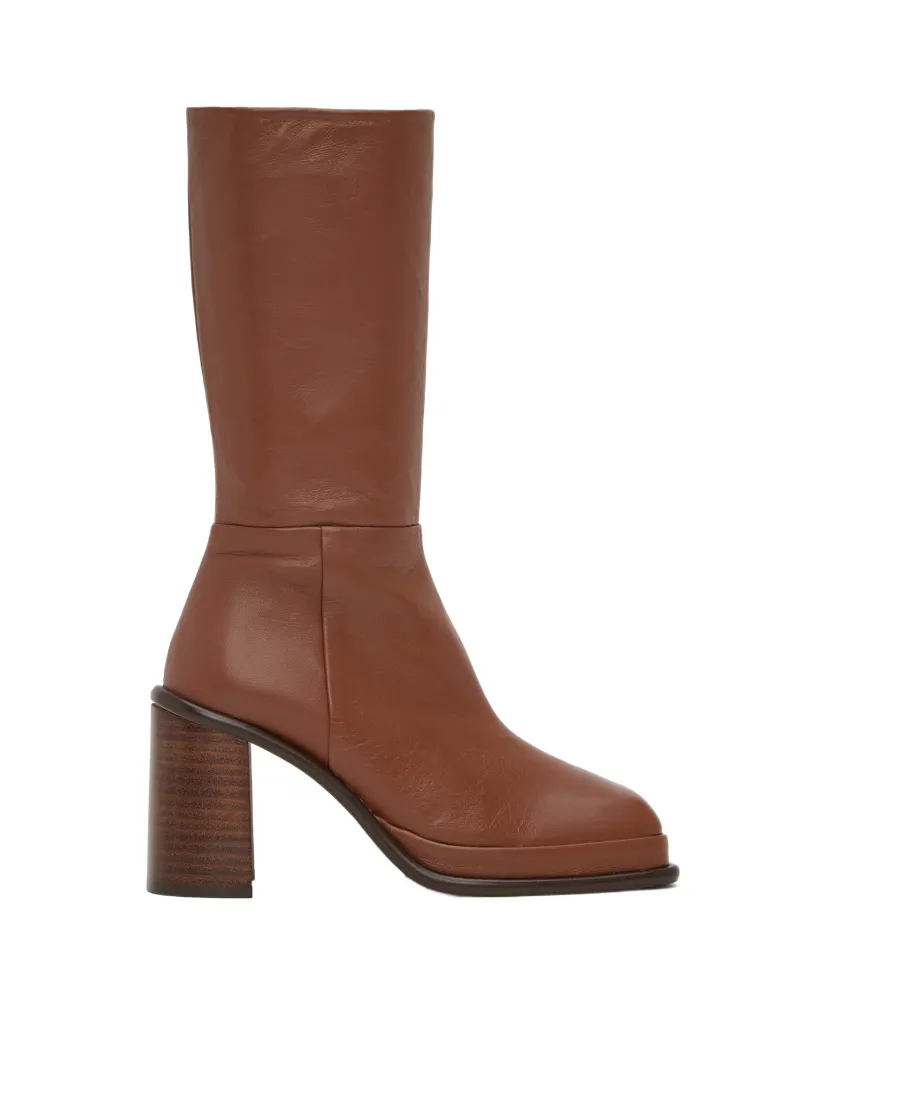 Medium Boots