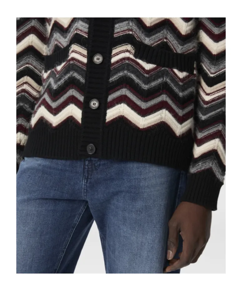 Chevron-Pattern Pocket Cardigan
