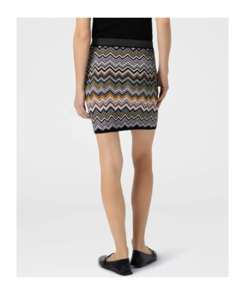 Zigzag-Pattern Mini Skirt
