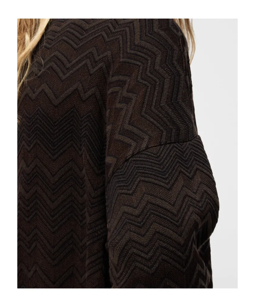 Chevron-Pattern V-Neck Jumper