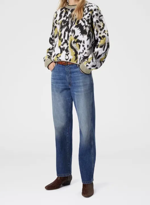 Round Neck Long-Sleeved Sweater