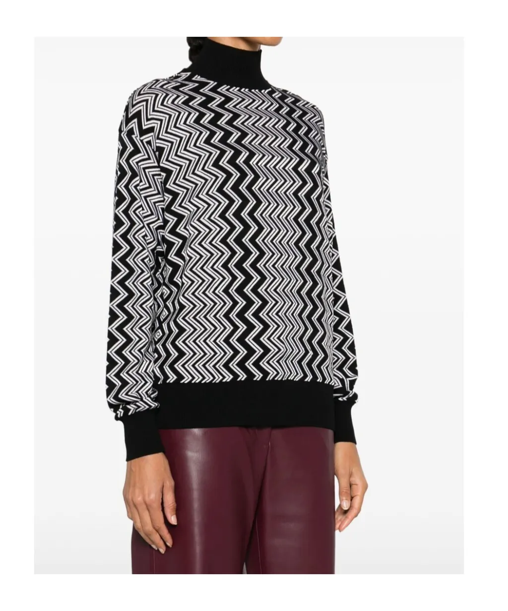 Zigzag Straight Hem Jumper