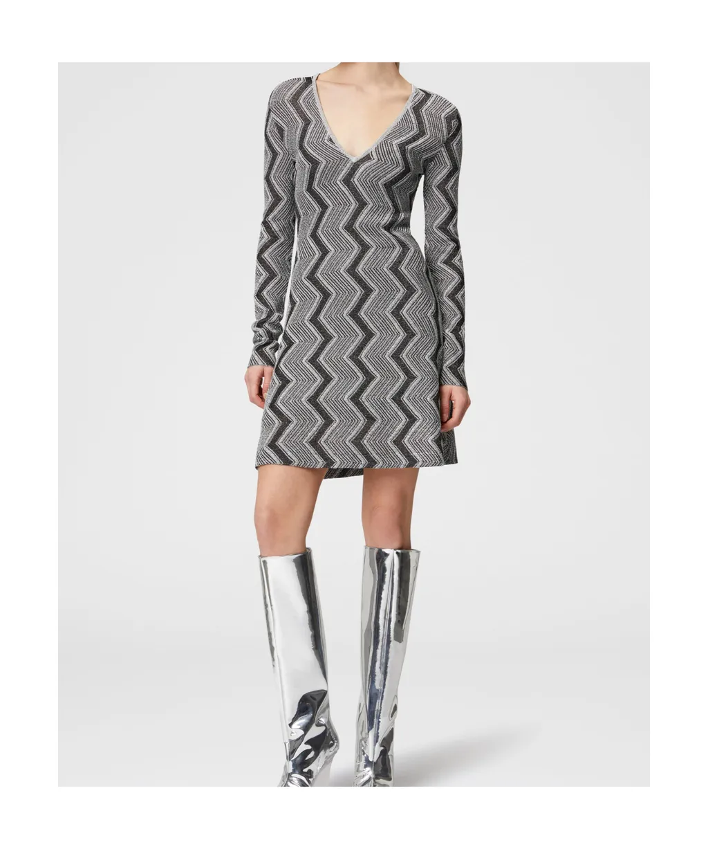 Zig Zag Patterned V-Neck Dress