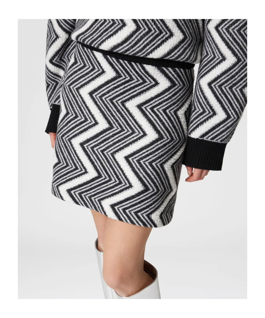 Zigzag Wool Mini Skirt