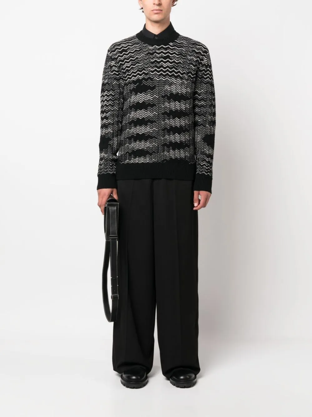 Zigzag-Pattern Crewneck Knitted Jumper