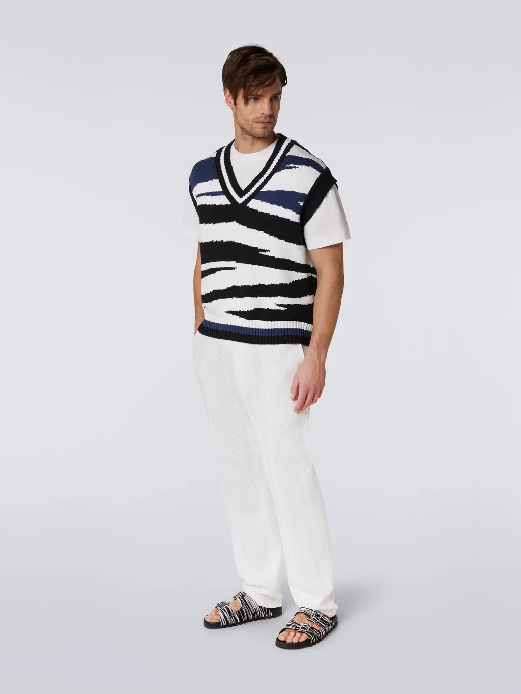 Graphic-Print V-Neck Vest