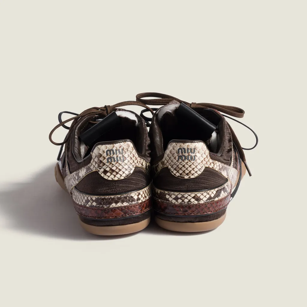 Gymnasium Lace-Up Sneakers