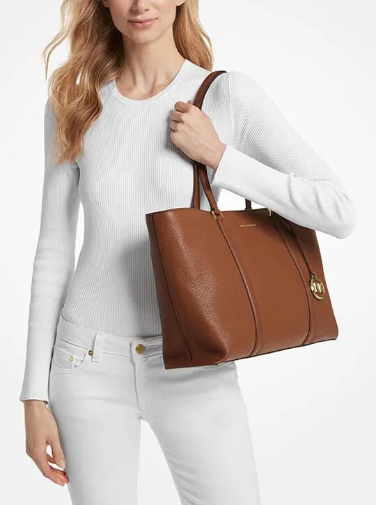 Temple Logo Plaque Tote Bag