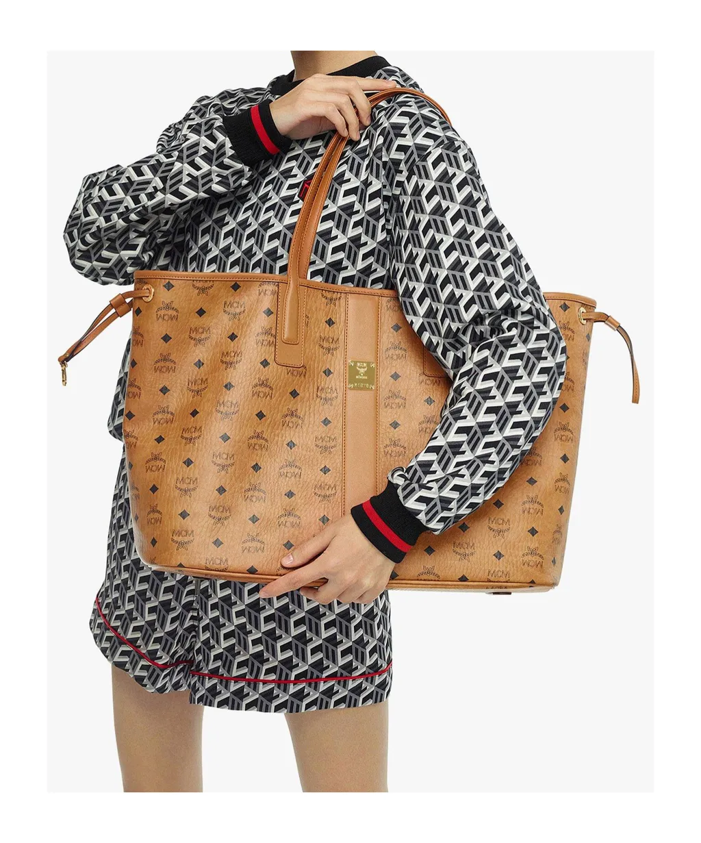 Liz Logo Plaque Top Handle Bag