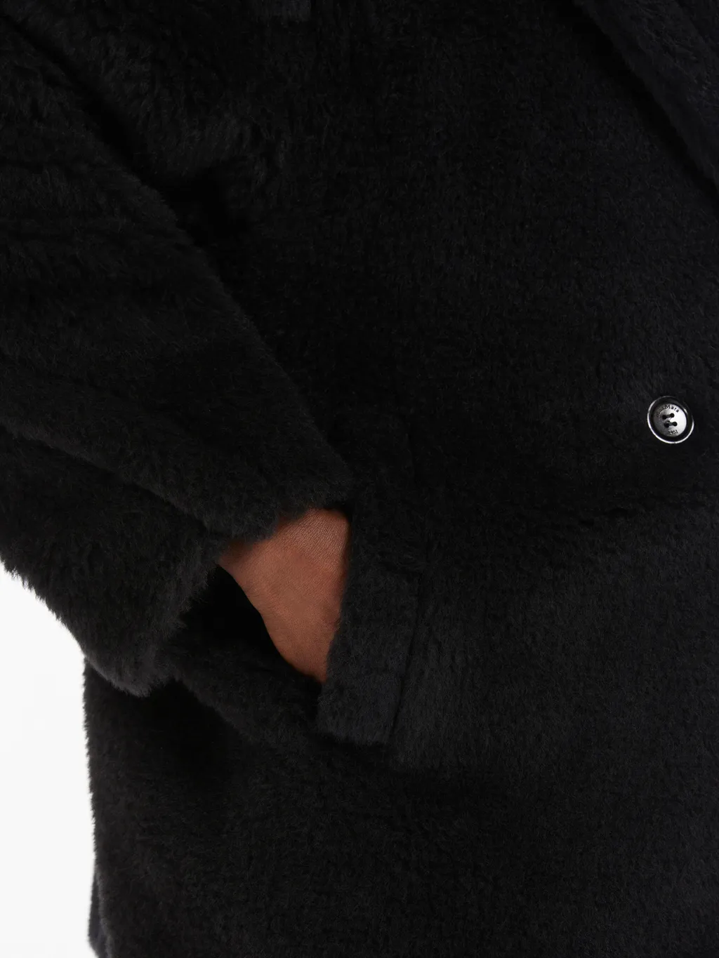 Button Detailed Long-Sleeved Coat