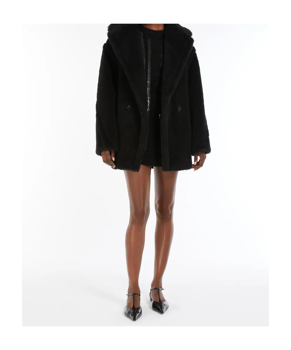 Button Detailed Long-Sleeved Coat