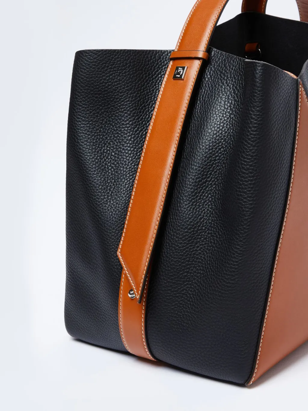 Medium Bucket Bag