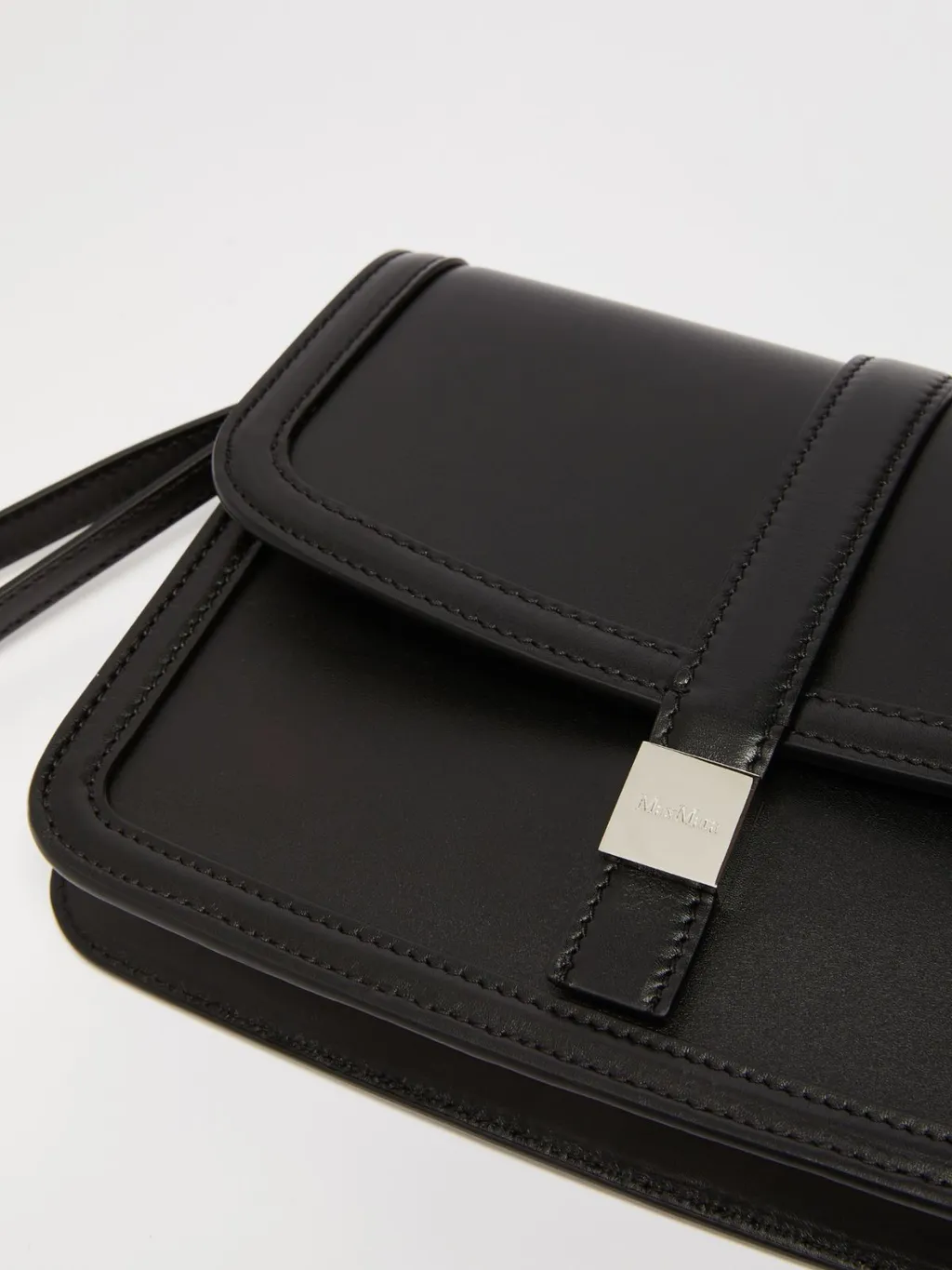 Logo Clutch