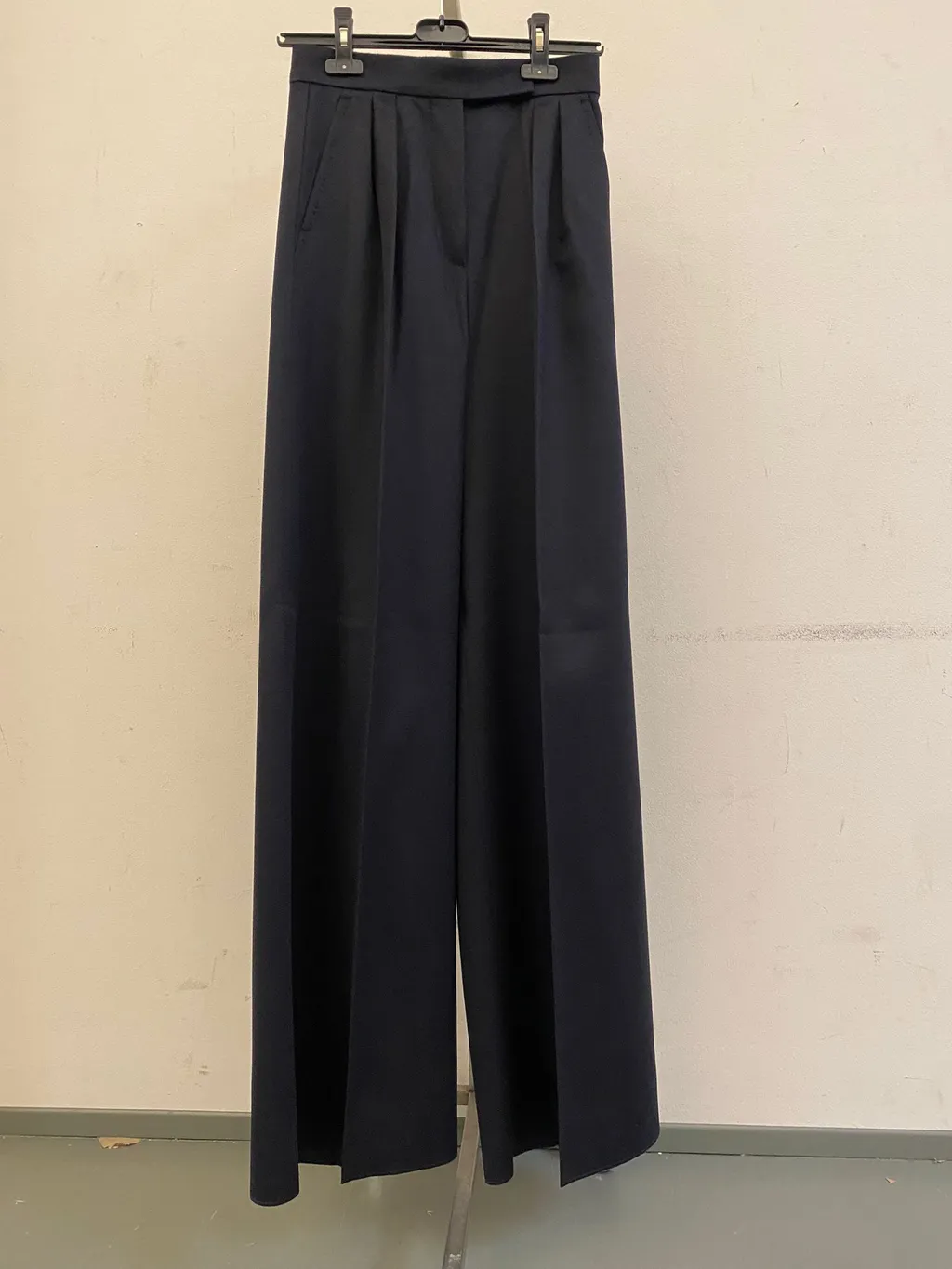 Wide-Leg Casual Pants