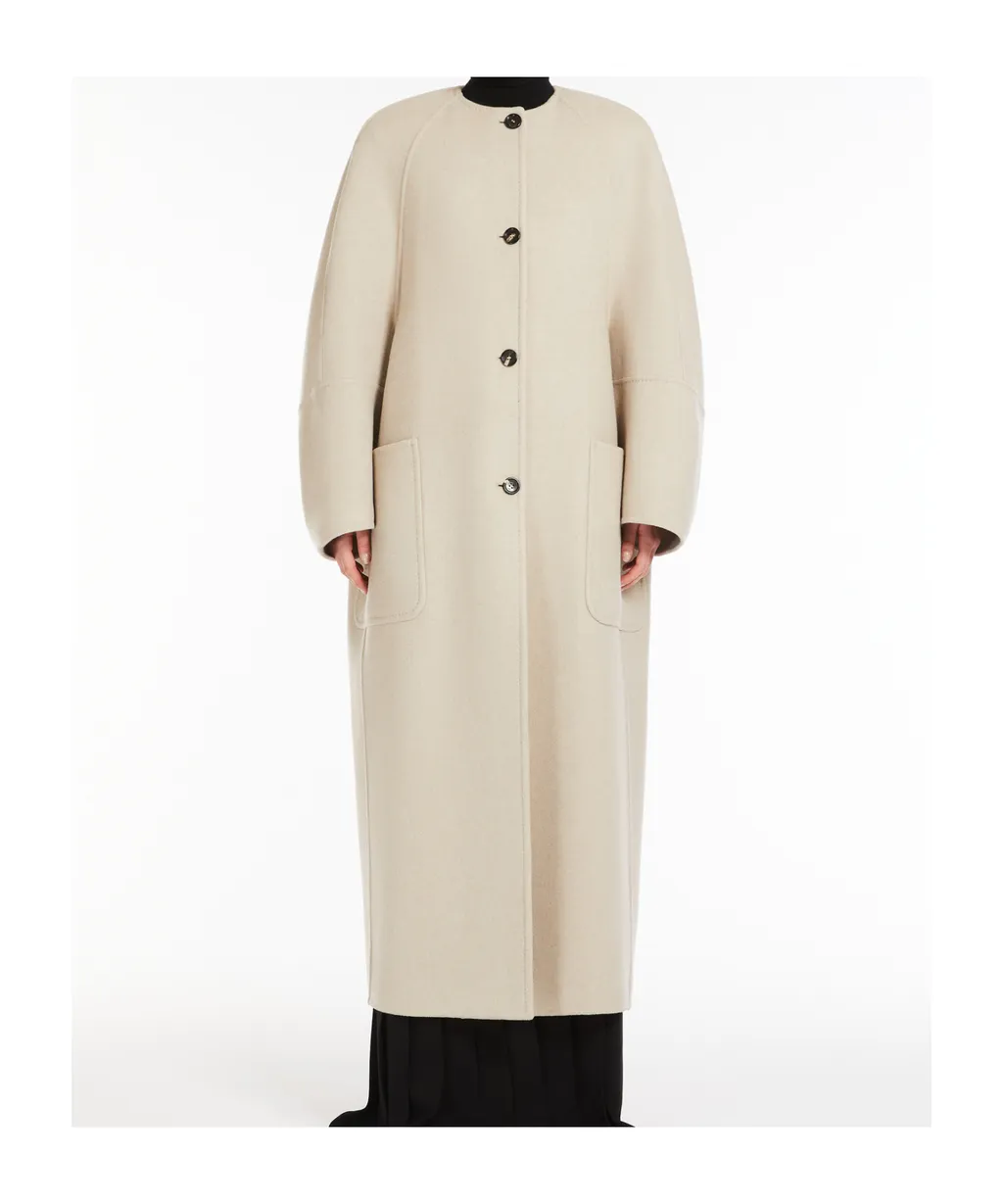 Buttoned Long-Sleeved Coat