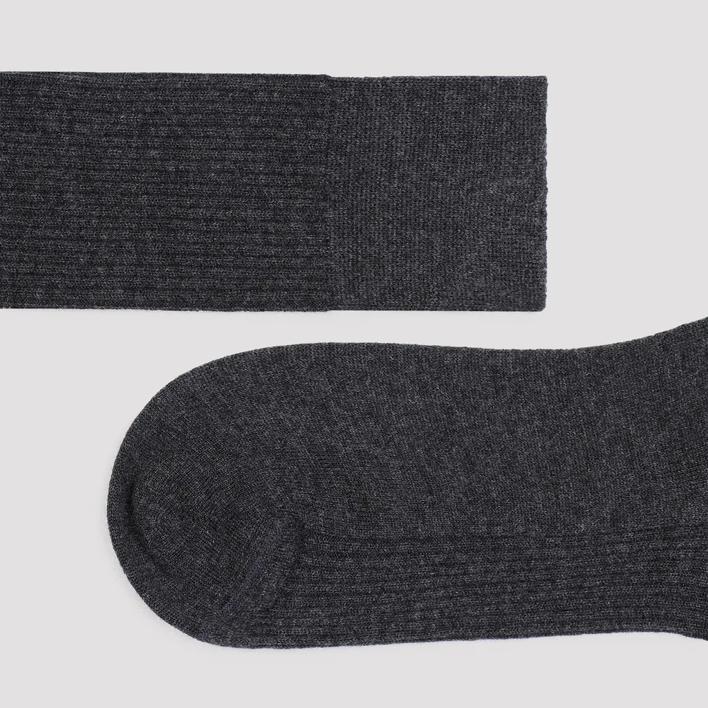 Ribbed-Knit Long Socks