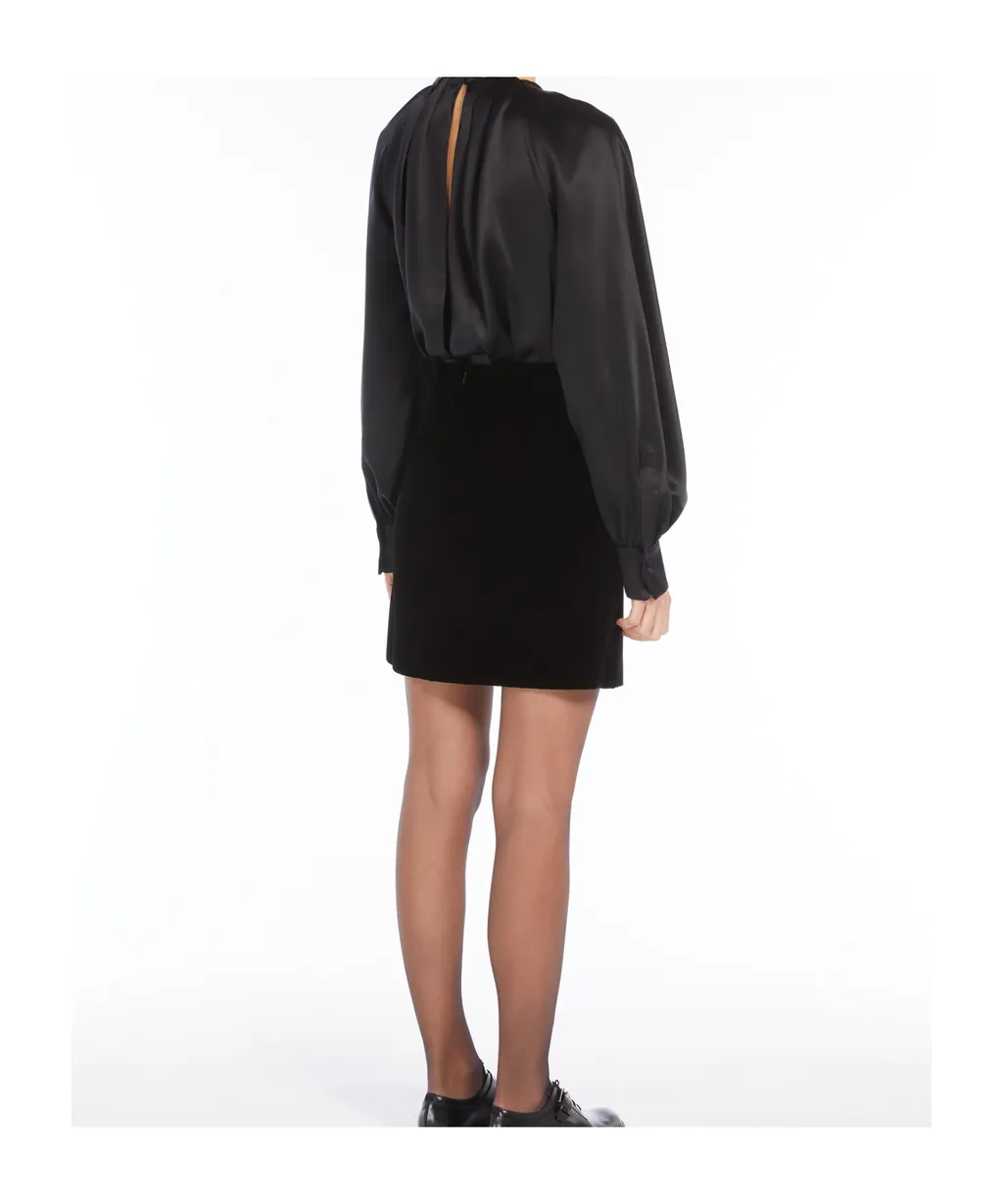 Twist Detailed Long-Sleeved Dress