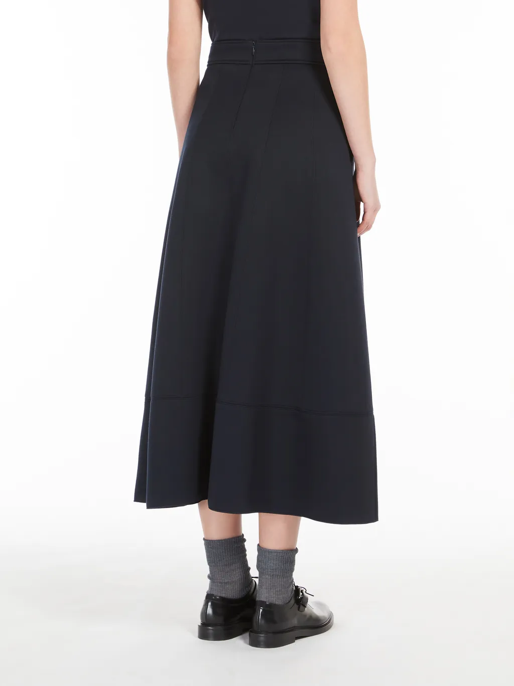 Plain Knitted Flared Skirt
