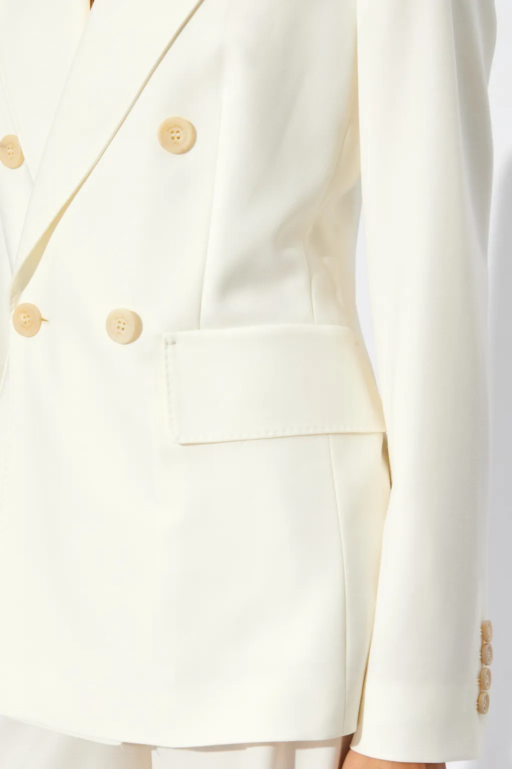 Sanna Double-Breasted Long-Sleeved Jacket