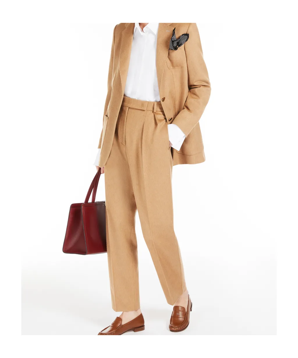 Single-Breasted Long-Sleeved Jacket