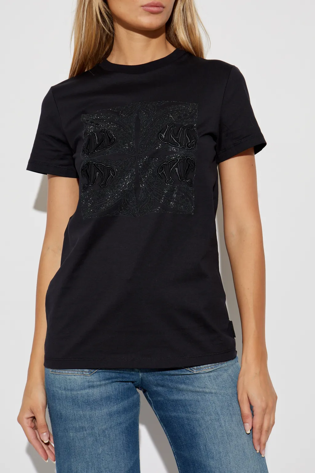 Fara Crewneck T-Shirt