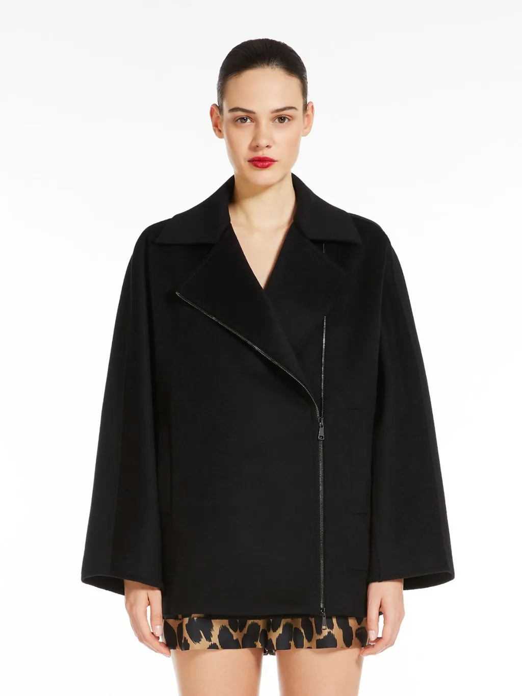 Zip Detailed Long-Sleeved Coat