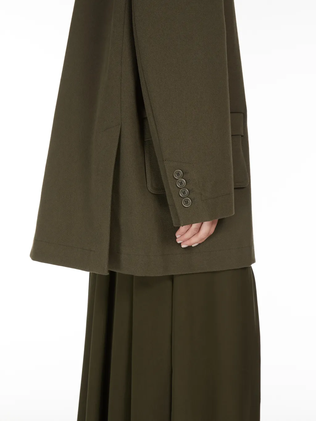 Recital Buttoned Long-Sleeved Jacket