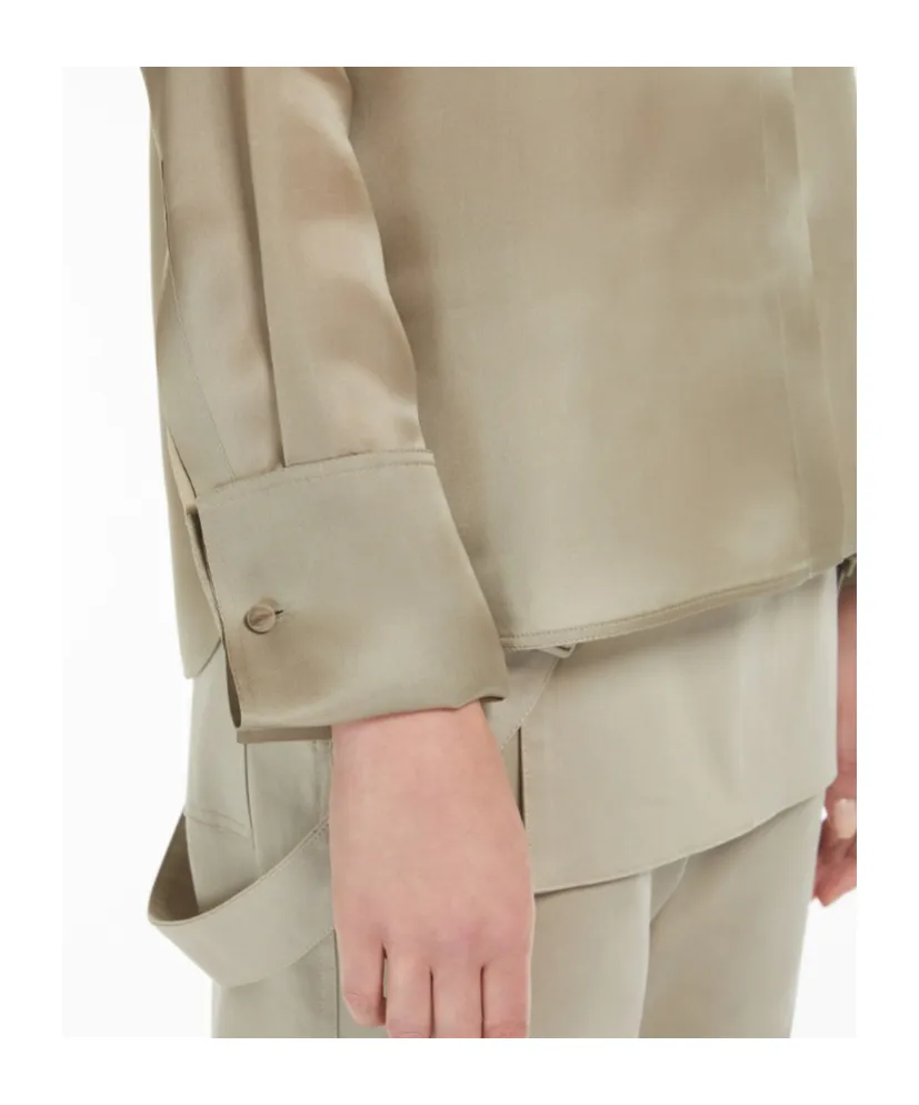 Buttoned Long-Sleeved Shirt