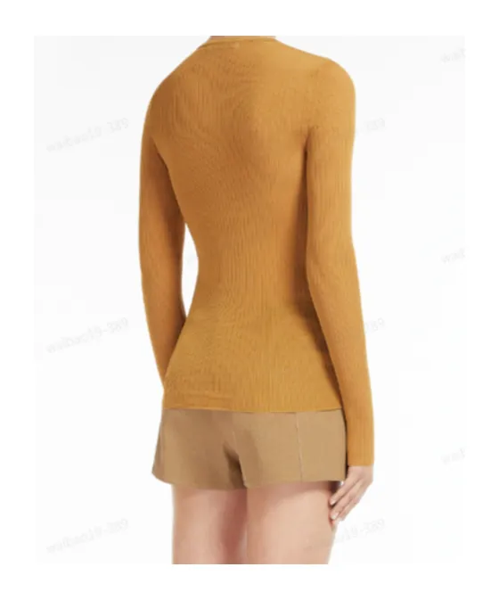 V-Neck Long-Sleeved Top