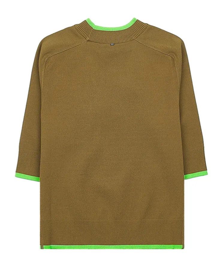 Round Neck Sweater