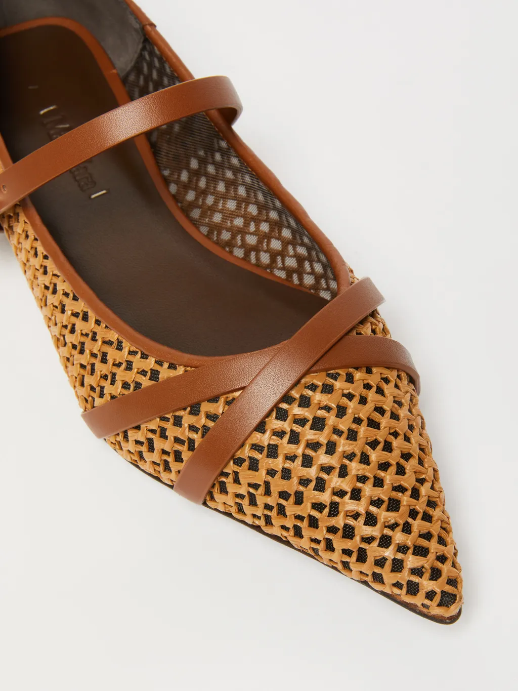 Buckle Detailed Pointed Toe Flat Shoes